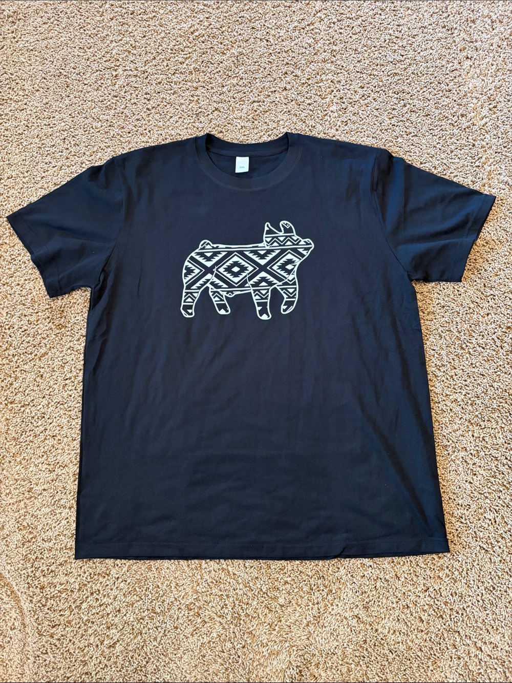 Black Pig Tee 2XL (will shrink)